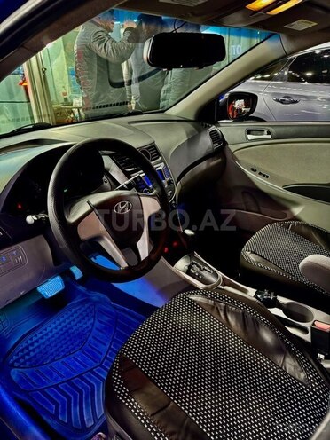 Hyundai Accent 2012, 236,574 km - 1.6 л - Bakı