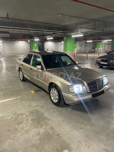 Mercedes 200 E 1995, 364,752 km - 2.0 l - Bakı