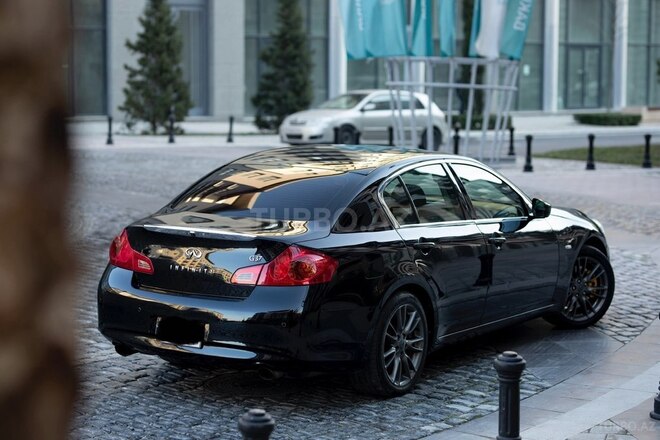 Infiniti G37-4