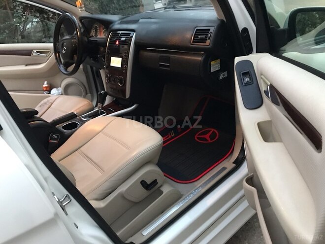 Mercedes B 170 2009, 176,000 km - 1.7 l - Sumqayıt