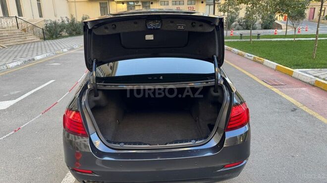 BMW 520 2015, 329,000 km - 2.0 l - Bakı