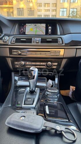 BMW 520 2015, 329,000 km - 2.0 l - Bakı