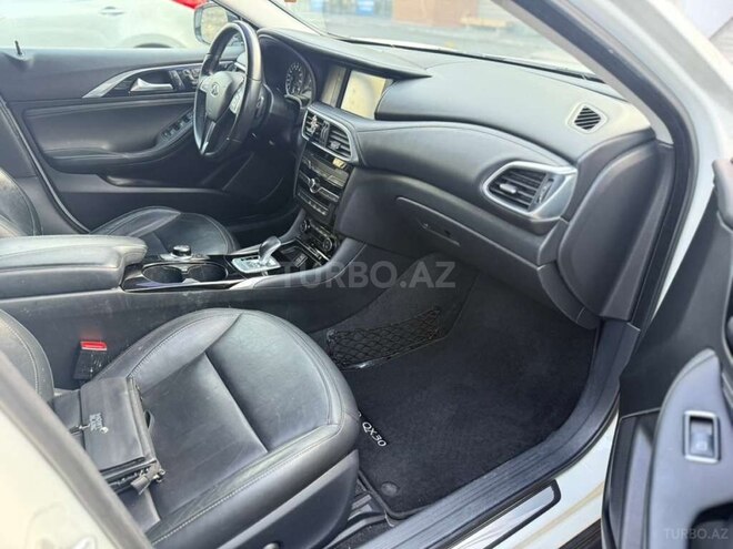Infiniti Q30 2016, 96,000 km - 2.0 l - Bakı