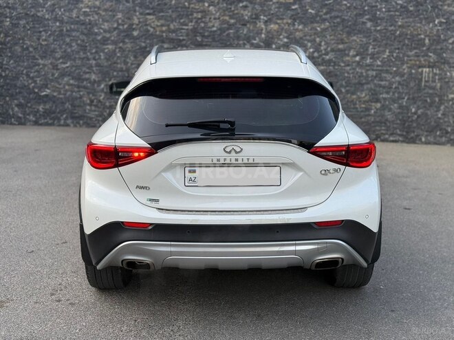Infiniti Q30 2016, 96,000 km - 2.0 l - Bakı