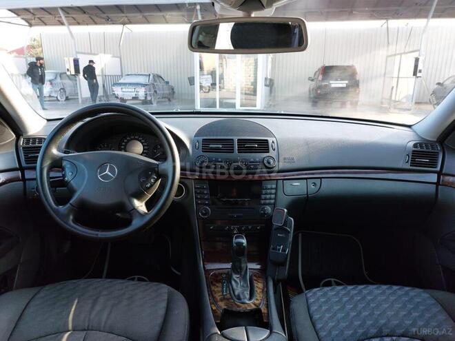 Mercedes E 220 2005, 350,000 km - 2.2 l - Bakı