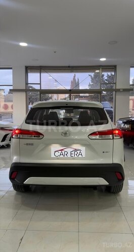 Toyota Corolla Cross-3