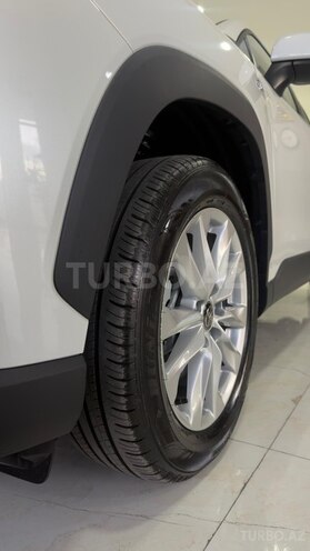 Toyota Corolla Cross-4