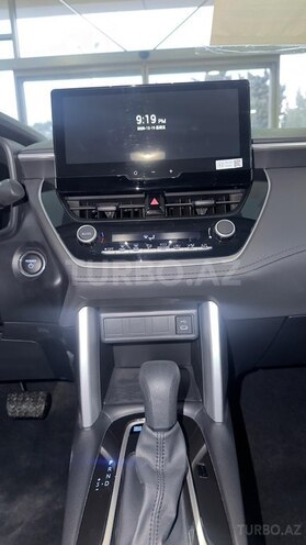 Toyota Corolla Cross-12