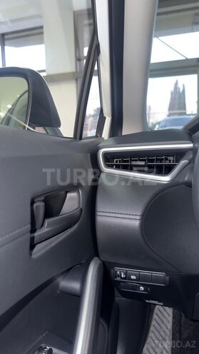 Toyota Corolla Cross-16