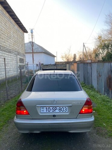 Mercedes C 250 1993, 220,000 km - 2.5 l - Masallı