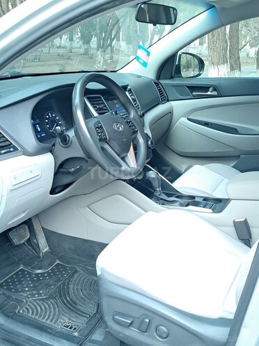 Hyundai Tucson 2016, 196,200 km - 2.0 l - Bakı