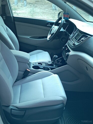 Hyundai Tucson 2016, 196,200 km - 2.0 l - Bakı