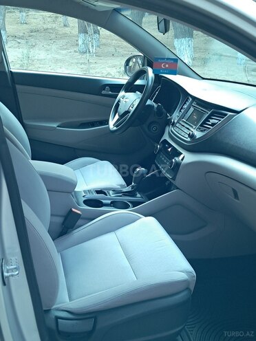 Hyundai Tucson 2016, 196,200 km - 2.0 l - Bakı