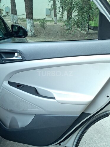 Hyundai Tucson 2016, 196,200 km - 2.0 l - Bakı