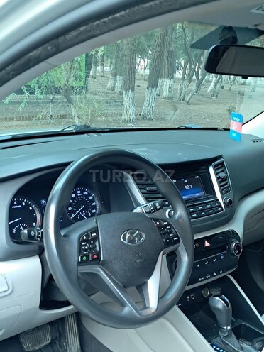 Hyundai Tucson 2016, 196,200 km - 2.0 l - Bakı