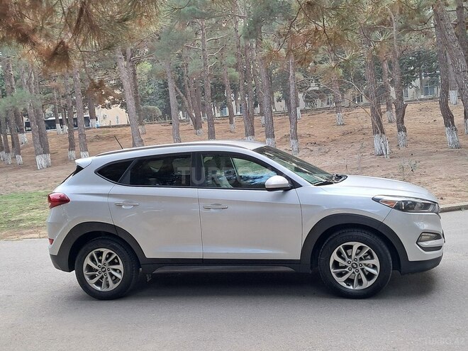 Hyundai Tucson 2016, 196,200 km - 2.0 l - Bakı