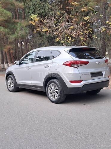 Hyundai Tucson 2016, 196,200 km - 2.0 l - Bakı