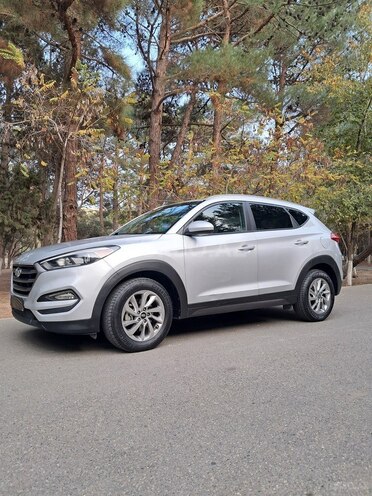 Hyundai Tucson 2016, 196,200 km - 2.0 l - Bakı