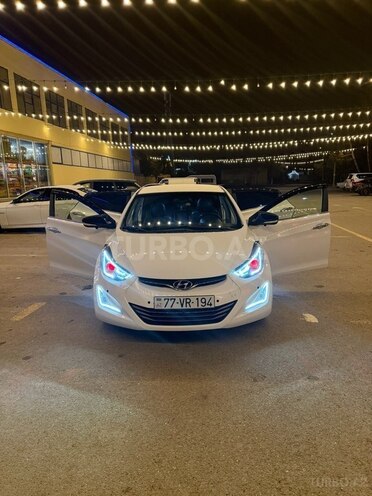 Hyundai Elantra 2015, 219,214 km - 1.8 л - Şirvan