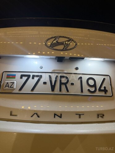 Hyundai Elantra 2015, 219,214 km - 1.8 л - Şirvan
