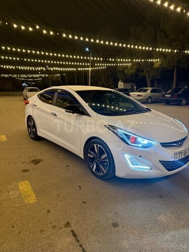 Hyundai Elantra 2015, 219,214 km - 1.8 л - Şirvan