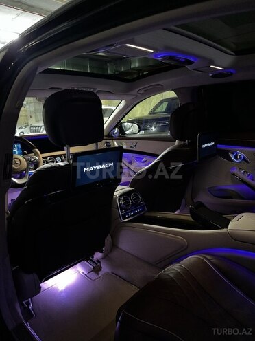 Mercedes-Maybach  2018, 50,000 km - 4.0 l - Bakı