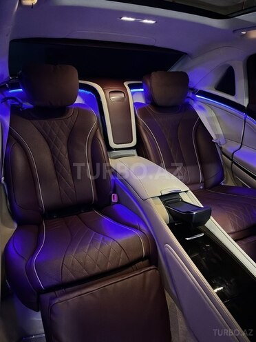 Mercedes-Maybach  2018, 50,000 km - 4.0 l - Bakı