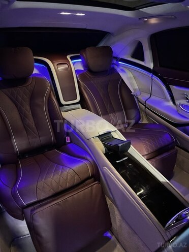 Mercedes-Maybach  2018, 50,000 km - 4.0 l - Bakı