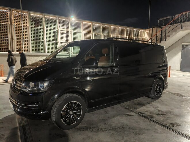 Volkswagen Transporter 2018, 107,000 km - 2.0 l - Bakı