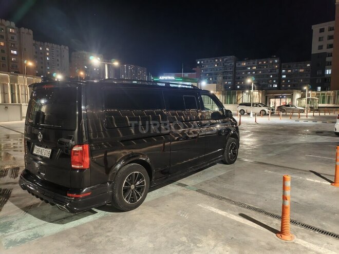 Volkswagen Transporter 2018, 107,000 km - 2.0 l - Bakı