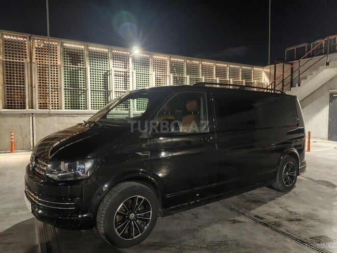 Volkswagen Transporter 2018, 107,000 km - 2.0 l - Bakı