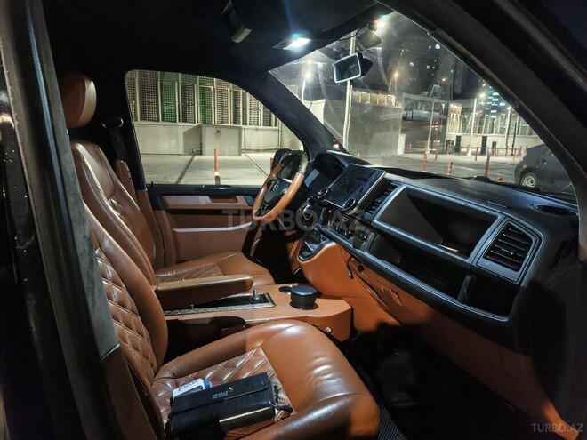 Volkswagen Transporter 2018, 107,000 km - 2.0 l - Bakı