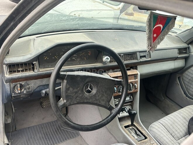 Mercedes 200 E 1992, 222,222 km - 2.0 л - Bakı