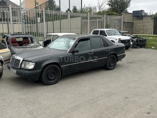 Mercedes 200 E 1992, 222,222 km - 2.0 л - Bakı