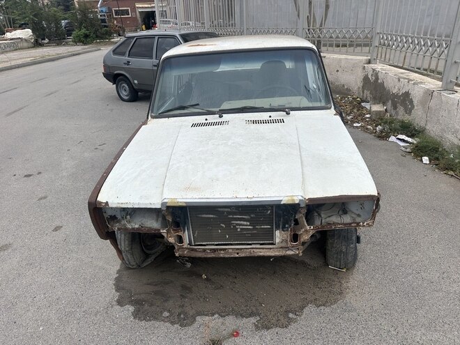 LADA (VAZ) 2107-2
