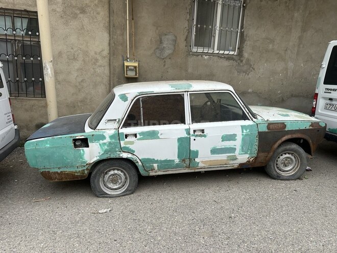 LADA (VAZ) 2107-3
