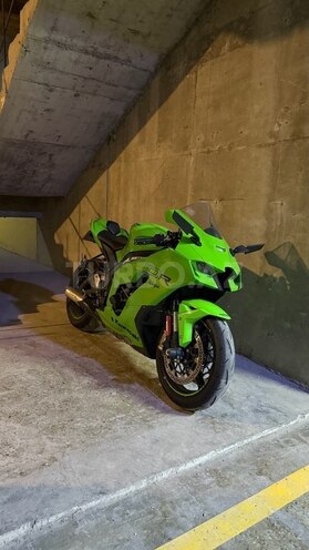Kawasaki  2023, 22,500 km - 1.0 l - Bakı