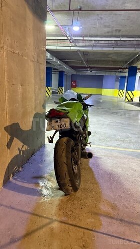 Kawasaki  2023, 22,500 km - 1.0 l - Bakı