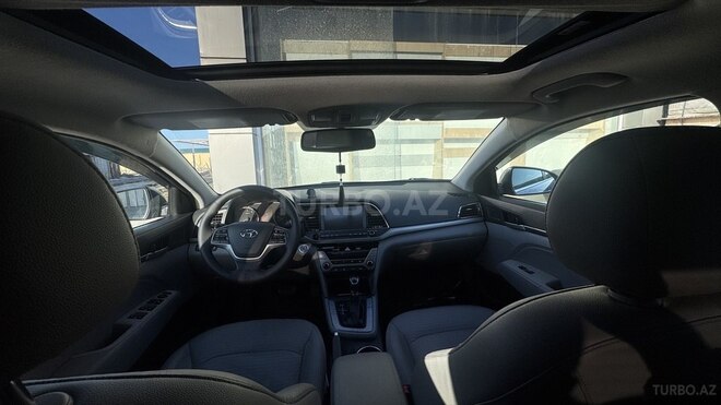 Hyundai Elantra 2016, 142,000 km - 2.0 l - Bakı