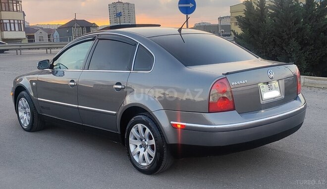 Volkswagen Passat 2003, 278,000 km - 1.8 l - Bakı