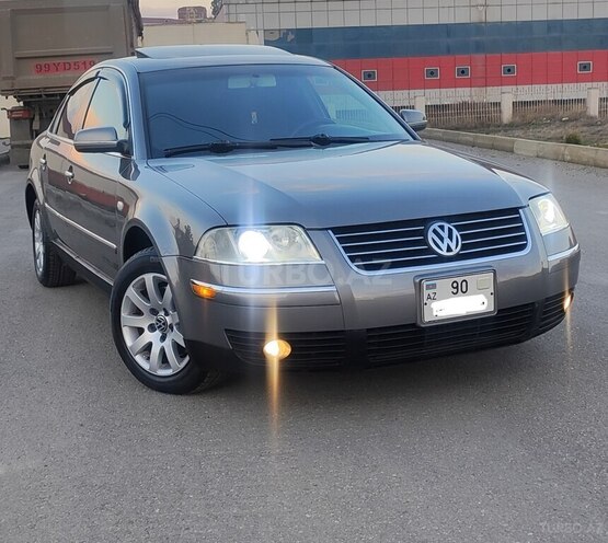Volkswagen Passat 2003, 278,000 km - 1.8 l - Bakı
