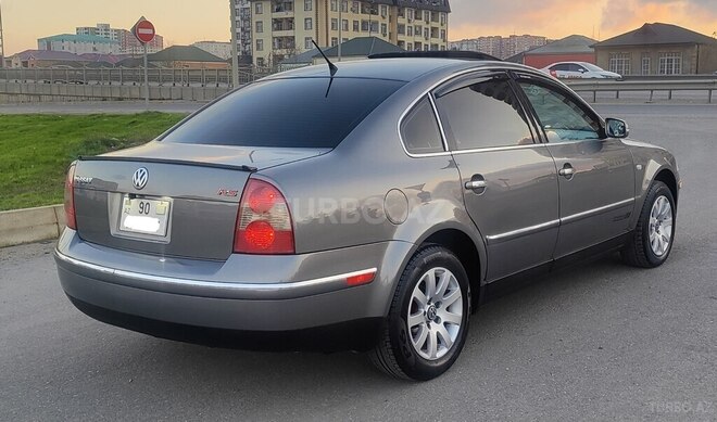 Volkswagen Passat 2003, 278,000 km - 1.8 l - Bakı