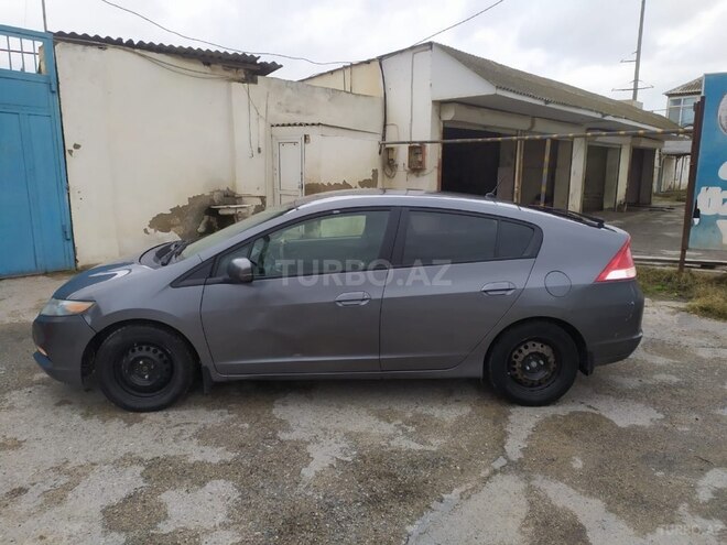 Honda Insight-8