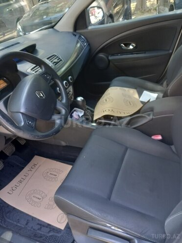 Renault Megane-5