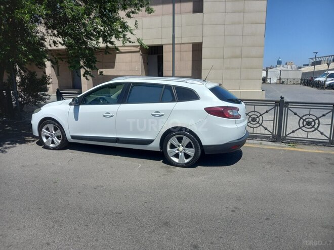 Renault Megane-10