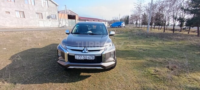 Mitsubishi L200 2021, 162,700 km - 2.4 l - Oğuz