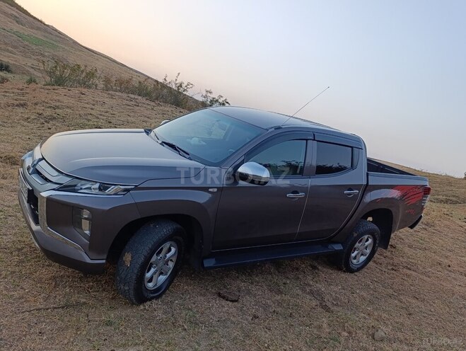 Mitsubishi L200 2021, 162,700 km - 2.4 l - Oğuz