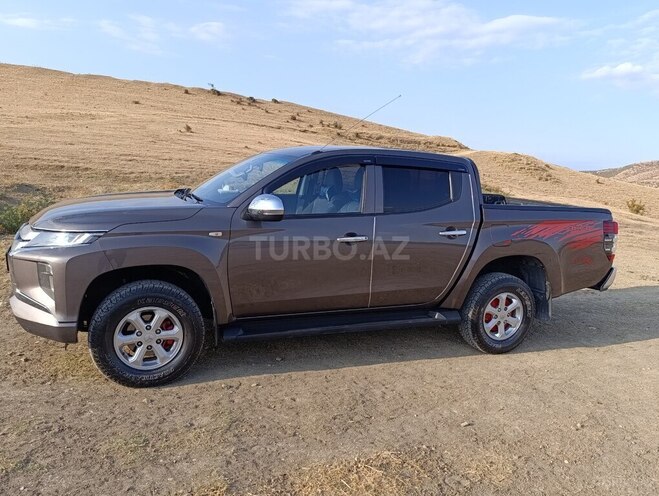 Mitsubishi L200 2021, 162,700 km - 2.4 l - Oğuz