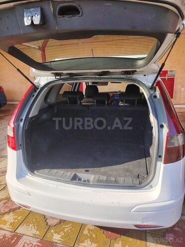 Hyundai i30 2010, 225,400 km - 1.6 л - Gəncə