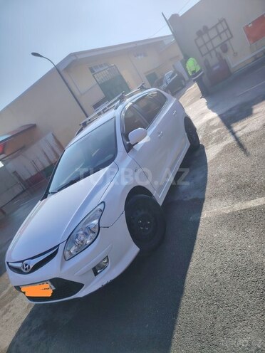 Hyundai i30 2010, 225,400 km - 1.6 л - Gəncə